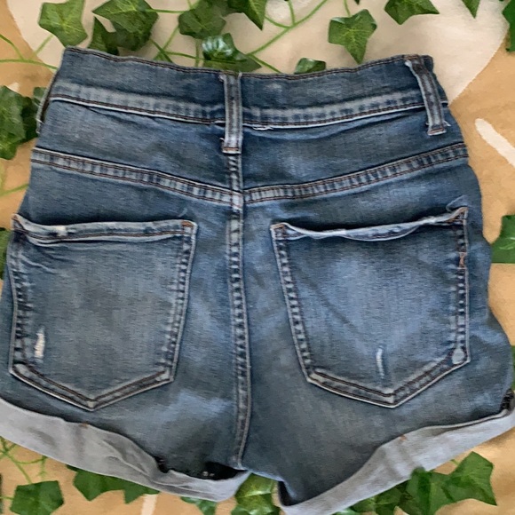 Express Ripped Shorts - Picture 3 of 3